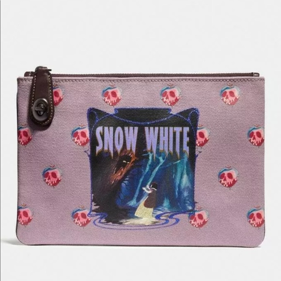 Disney X Coach Snow White Turnlock Pouch - Picture 1 of 8